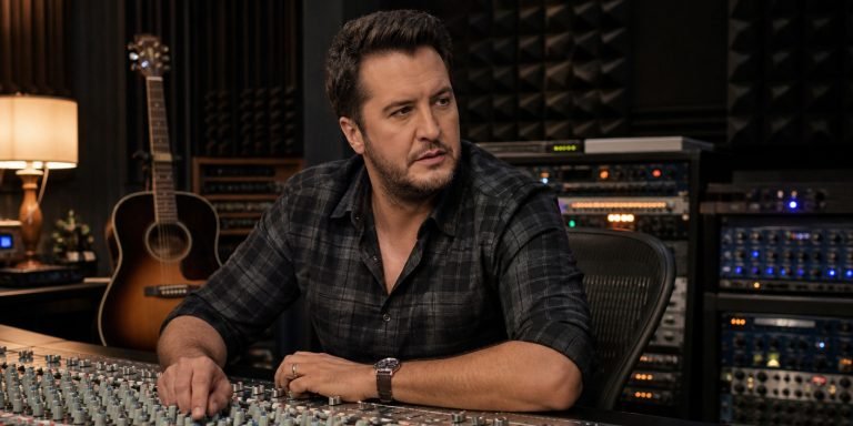 Luke Bryan Announces Landmark 10th Album ‘SIGNS’ for 2026
