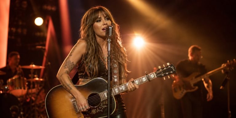 A Year of ‘Choosin’ Texas’: Ella Langley’s Reign