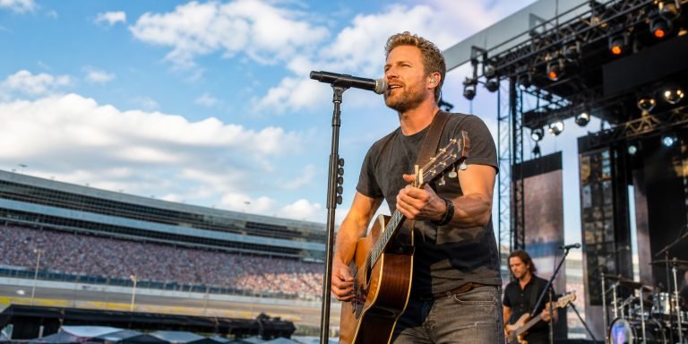Dierks Bentley to Headline 68th Coca-Cola 600 Pre-Race Show