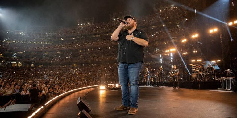 Luke Combs Extends ‘My Kinda Saturday Night’ Tour to 2027