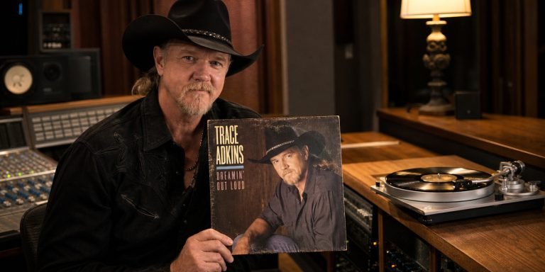 Trace Adkins’ ‘Dreamin’ Out Loud’ Gets First Vinyl Release