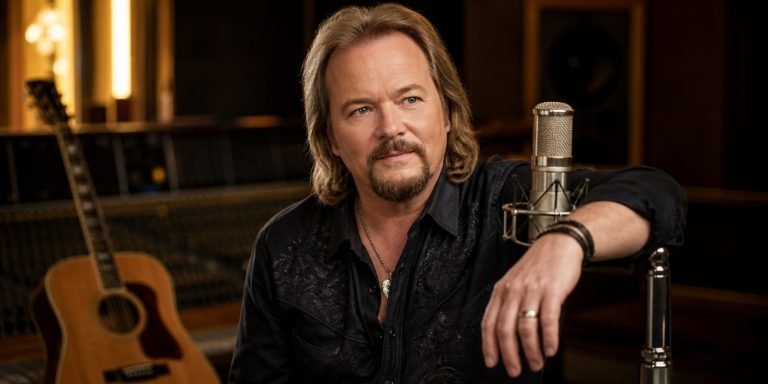 Travis Tritt Postpones Tour Dates Battling Pneumonia
